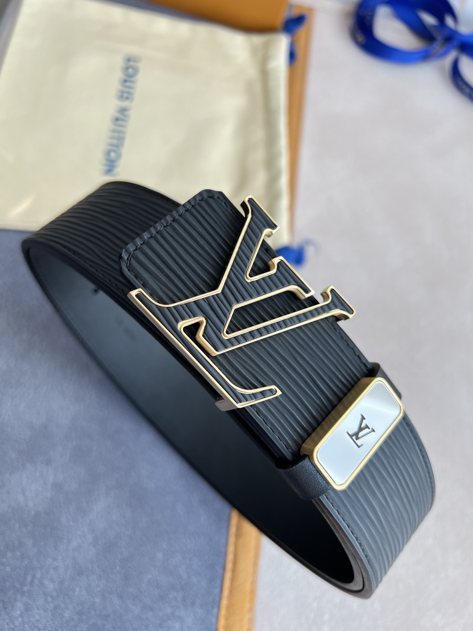品名LV..路易..威登️腰带皮带原