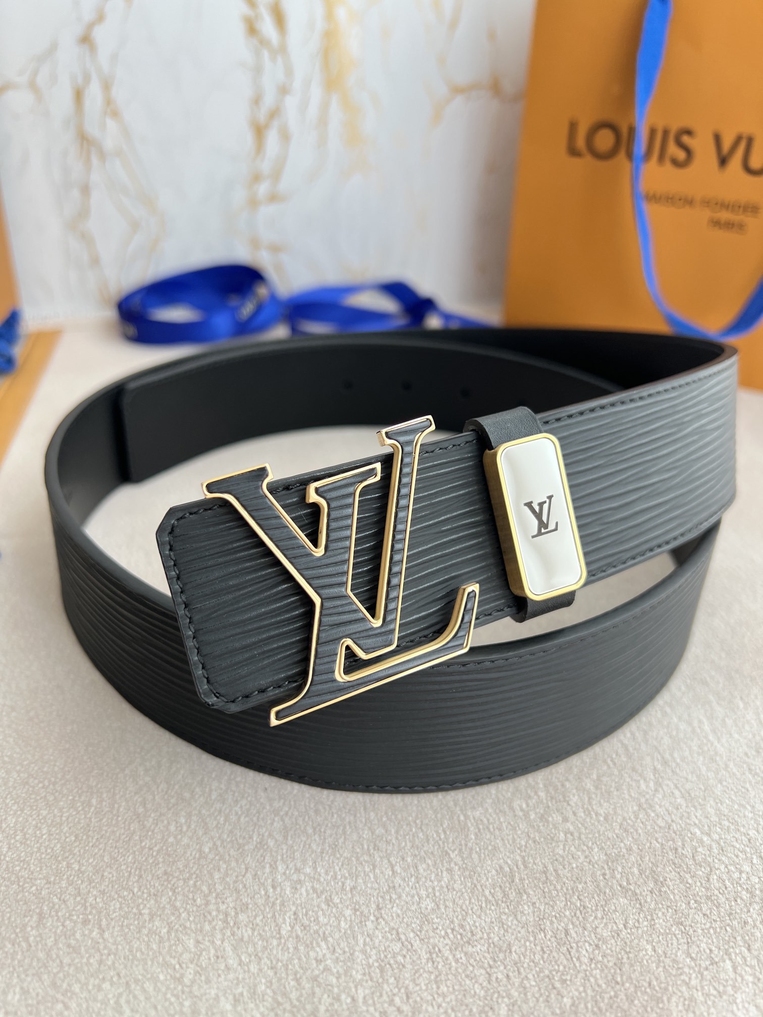 品名LV..路易..威登️腰带皮带原