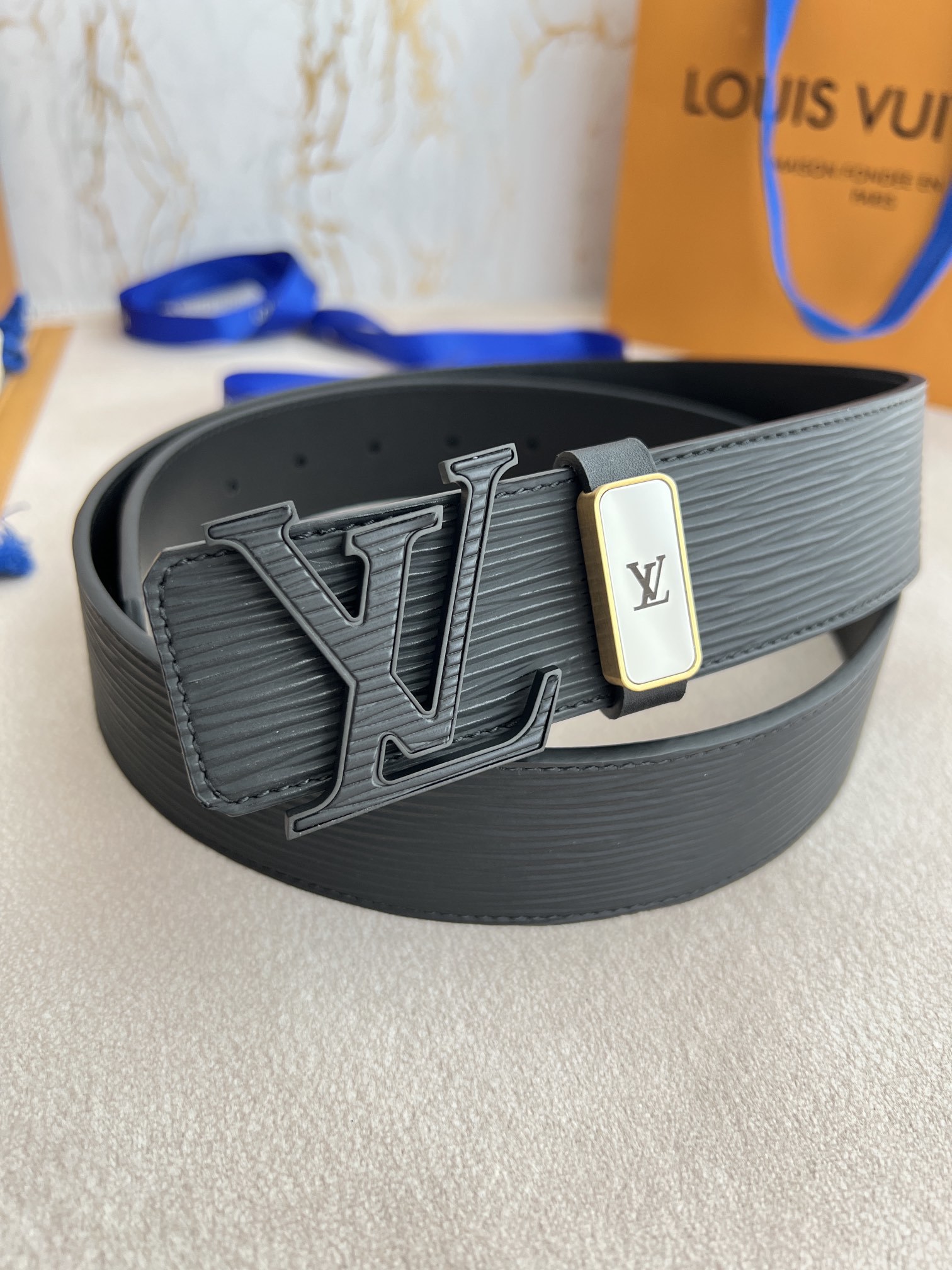 品名LV..路易..威登️腰带皮带原