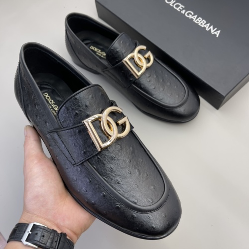 Elegantes Mocasines Dolce & Gabbana de Piel con Textura de Avestruz 1 Elegantes Mocasines Dolce & Gabbana de Piel con Textura de Avestruz