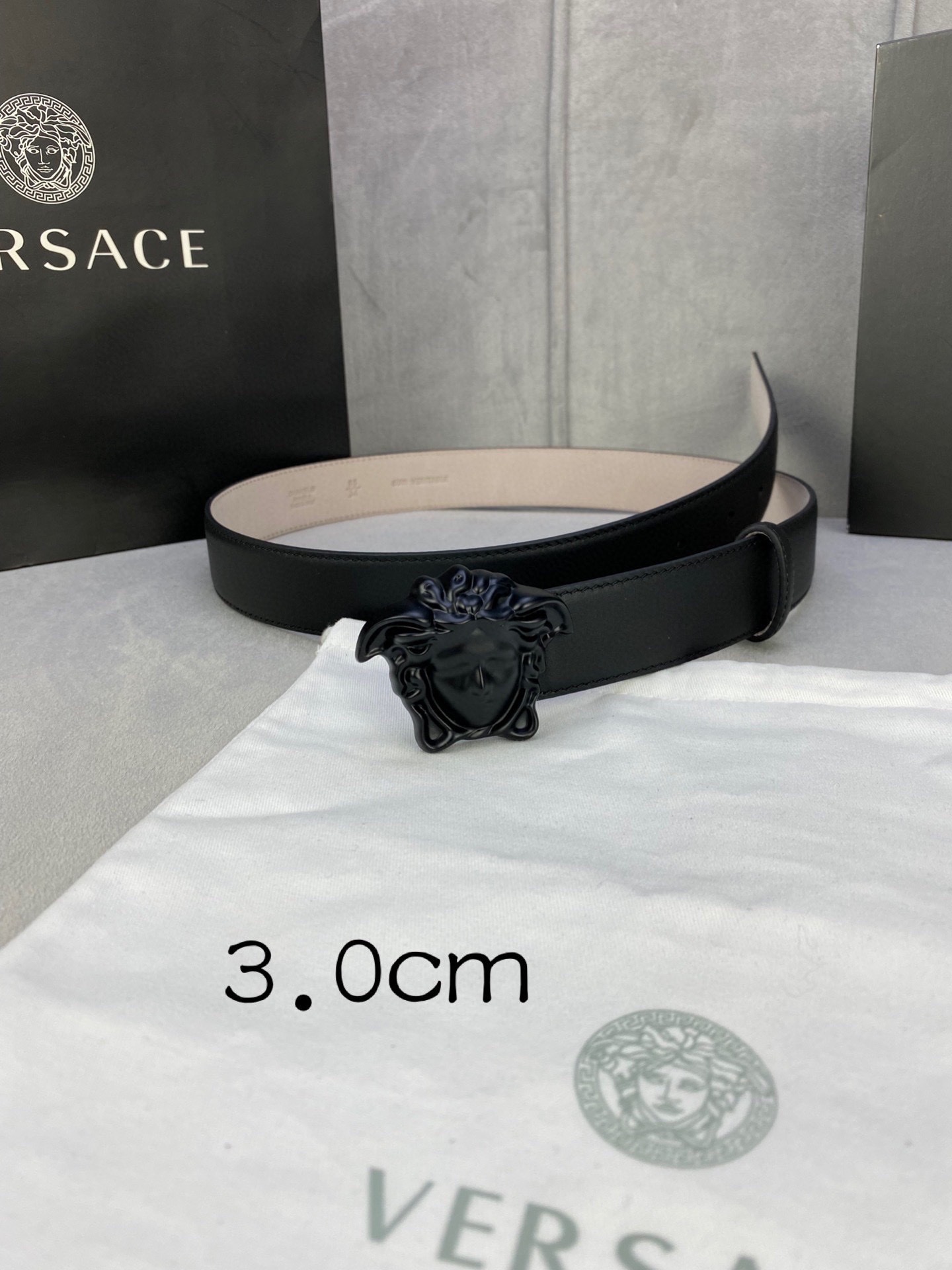 配全套包装礼盒宽度3.0cm范思哲此