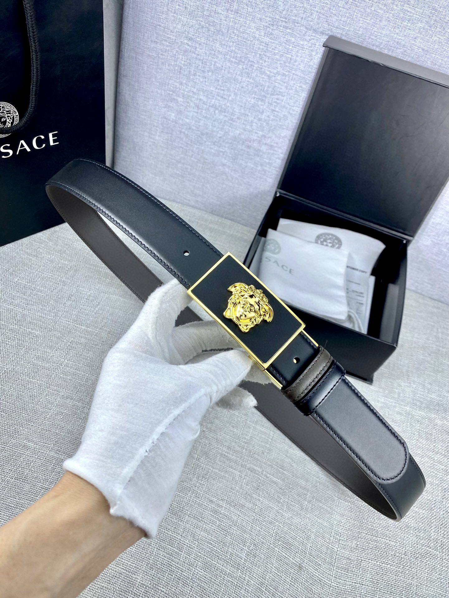 配全套包装礼盒宽度3.5cm范思哲此