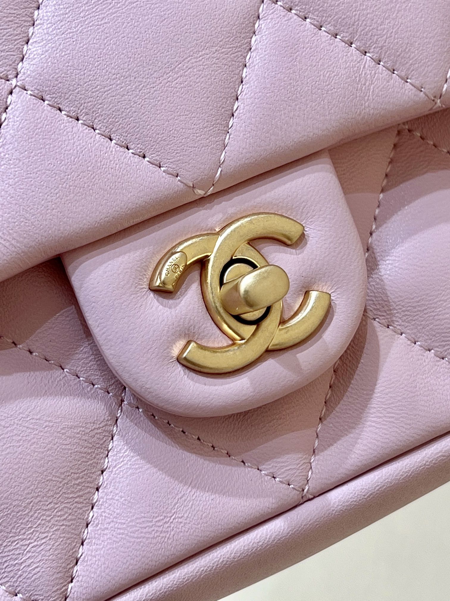 CHANEL CF限量版爱心吊坠链条包 AS3457粉色