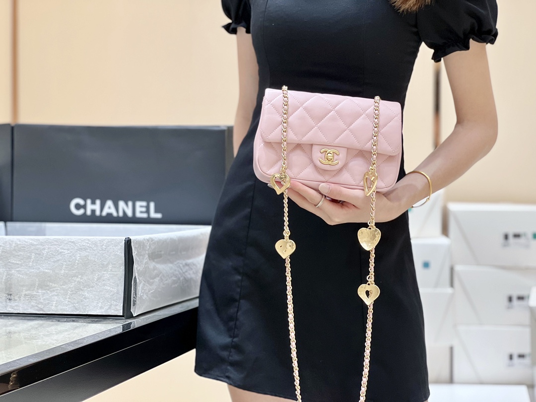 CHANEL CF限量版爱心吊坠链条包 AS3457粉色