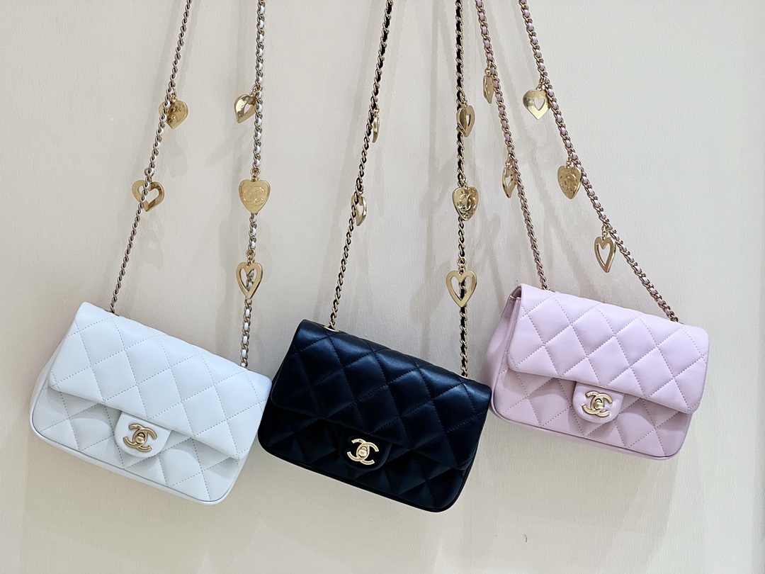 CHANEL CF限量版爱心吊坠链条包 AS3457黑色