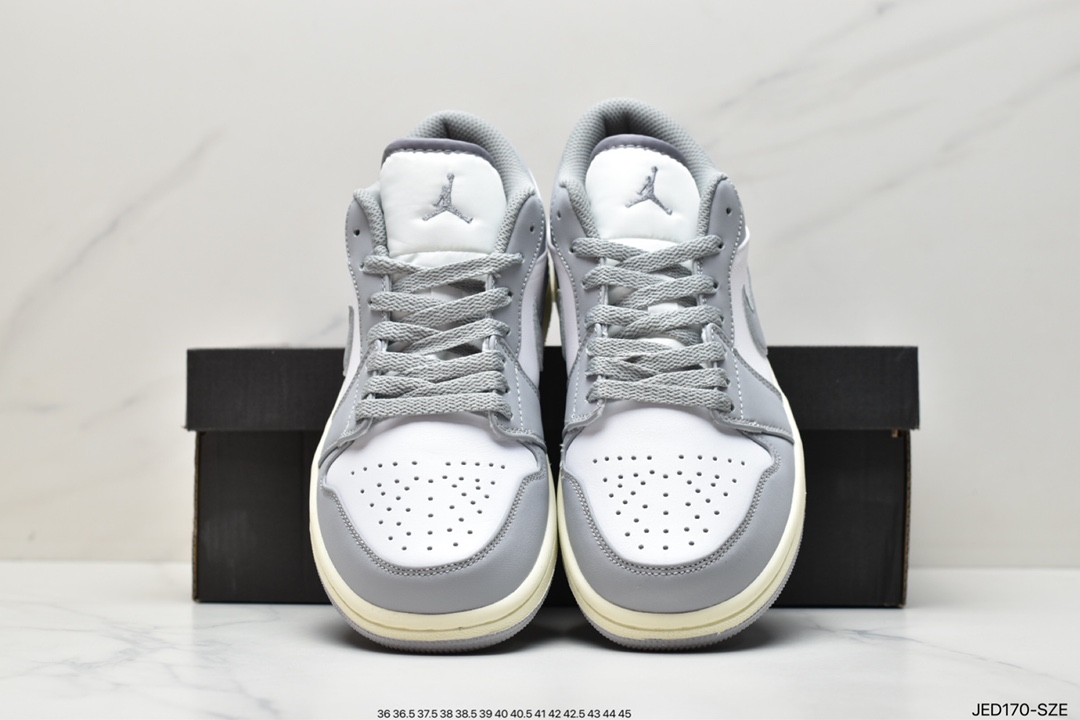 150 Air Jordan 1 Low AJ1乔1低帮休闲板鞋 553558-612