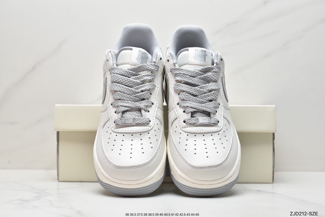 240 耐克Nike Air Force1 空军一号 白蓝低帮休闲板鞋 UN6695-288