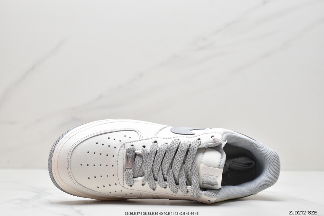 240 耐克Nike Air Force1 空军一号 白蓝低帮休闲板鞋 UN6695-288