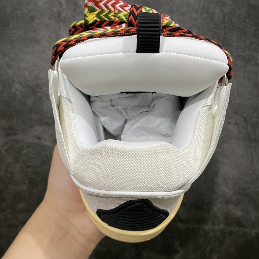 图片[7]-LANVIN浪凡面包鞋三代 最新走秀款CURB系列休闲运动鞋 官网一出热度火爆整个全球，各大网红也疯狂上脚 耗时2个月原版1：1开模重工艺制作 面料采用进口牛磨砂➕环保牛反绒➕金钢网织物 内里柔软透气太空棉面料 原版开模双色TPU大底 女款：35-40 男款：39-45-选品中心