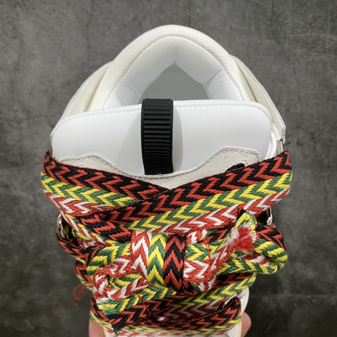 图片[9]-LANVIN浪凡面包鞋三代 最新走秀款CURB系列休闲运动鞋 官网一出热度火爆整个全球，各大网红也疯狂上脚 耗时2个月原版1：1开模重工艺制作 面料采用进口牛磨砂➕环保牛反绒➕金钢网织物 内里柔软透气太空棉面料 原版开模双色TPU大底 女款：35-40 男款：39-45-选品中心