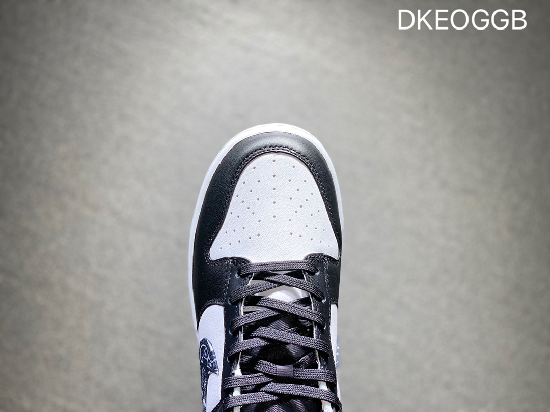 300 NIKE Dunk SB Low 低帮休闲板鞋  DH4401-100