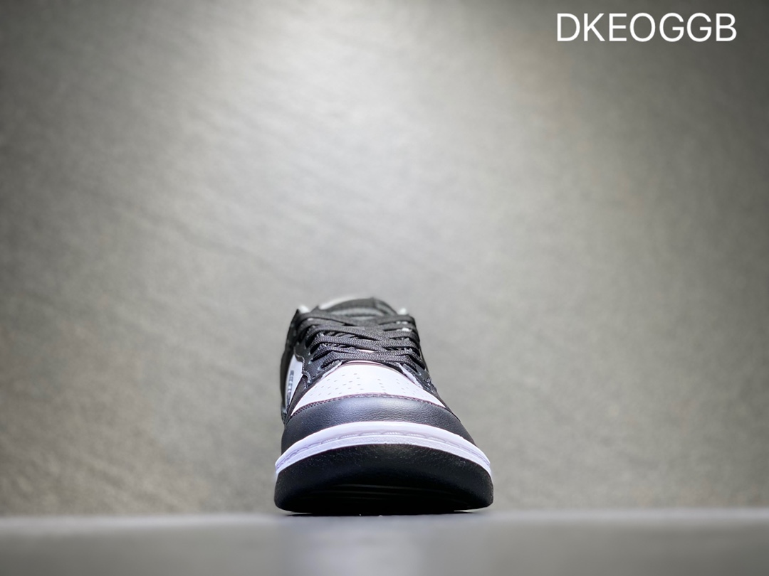 300 NIKE Dunk SB Low 低帮休闲板鞋  DH4401-100