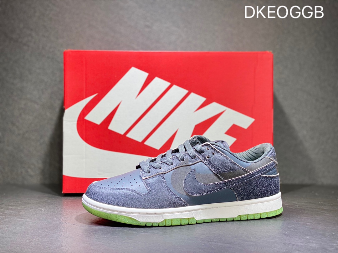 300 NIKE Dunk SB Low 低帮休闲板鞋 DQ7681-001