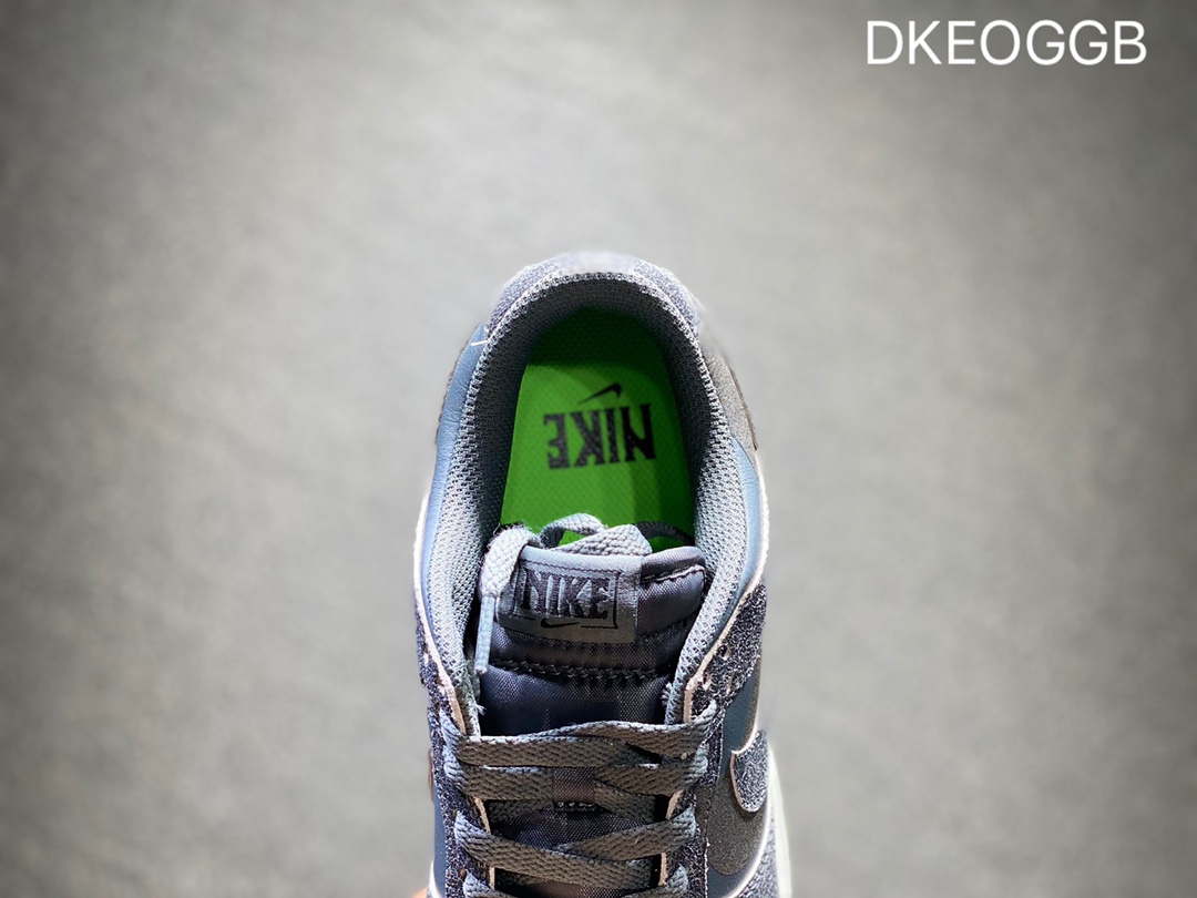 300 NIKE Dunk SB Low 低帮休闲板鞋 DQ7681-001