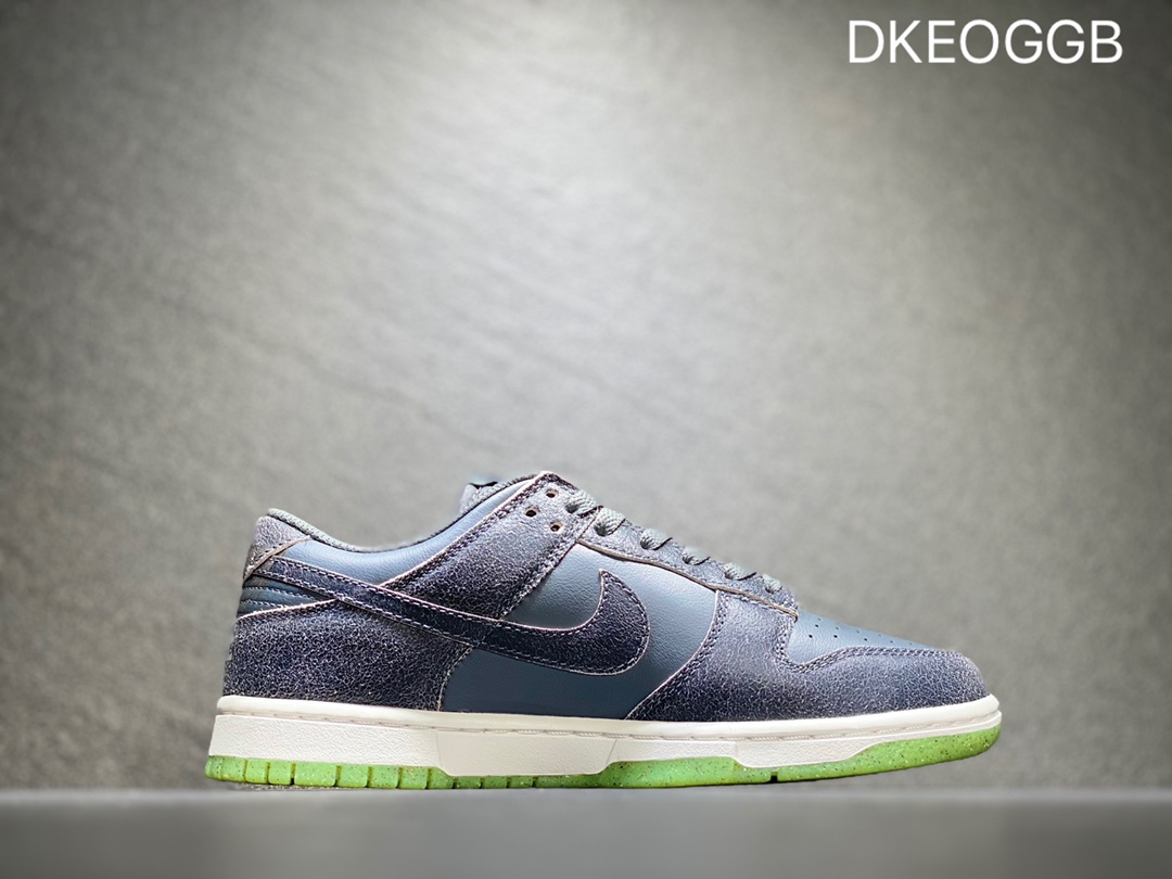 300 NIKE Dunk SB Low 低帮休闲板鞋 DQ7681-001