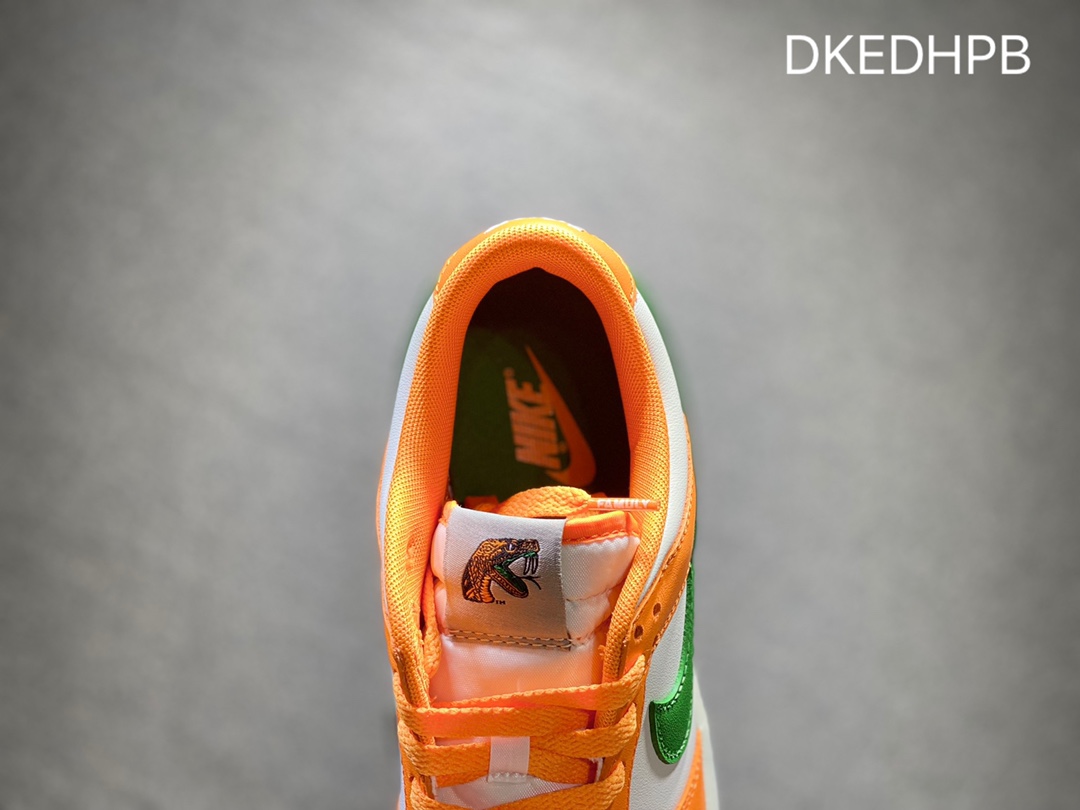 340 NIKE Dunk SB Low 低帮休闲板鞋  DR6188-800