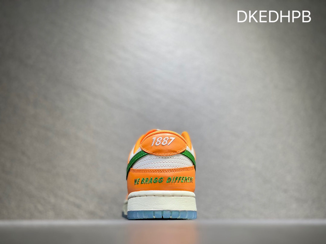 340 NIKE Dunk SB Low 低帮休闲板鞋  DR6188-800