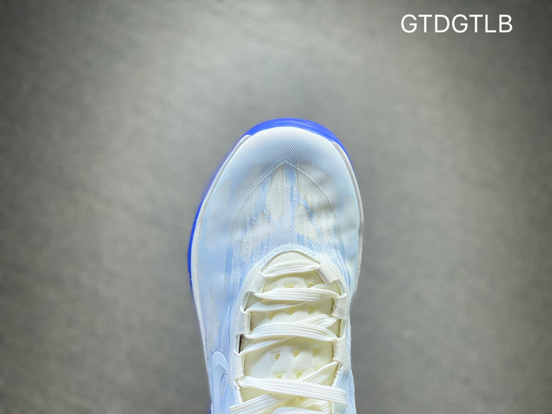 270 Nike Air ZOOM GT CUT 全新配色男子篮球鞋DJ6015-102
