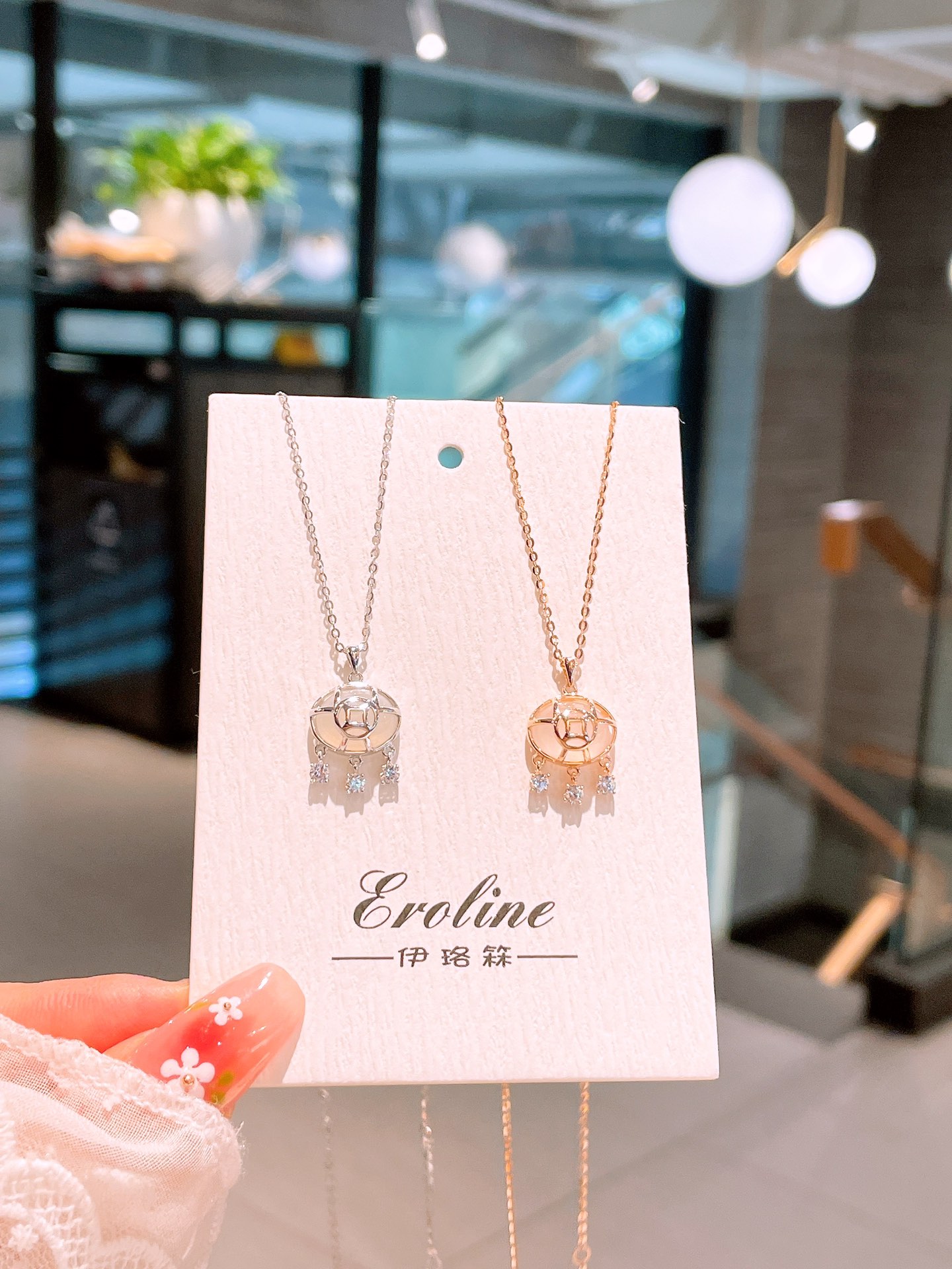 さわやか系高品質シルバーネックレスゴールド 自分へのご褒美