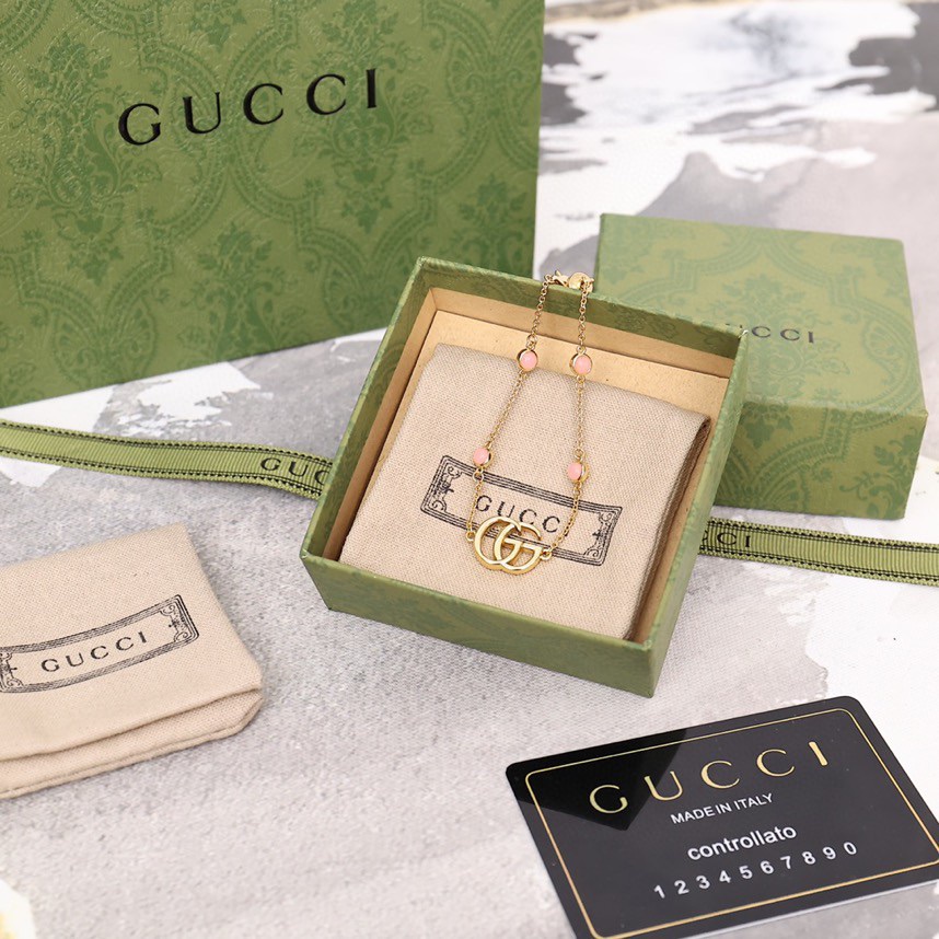 NO:112784,Gucci bracelets are very suitable for both men and women, fashion trends, jewelry quality, gucci, bracelet19860909手链古驰手链,男女都非常适合,时尚潮流,饰品精品,gucci,bracelet,Jewelry