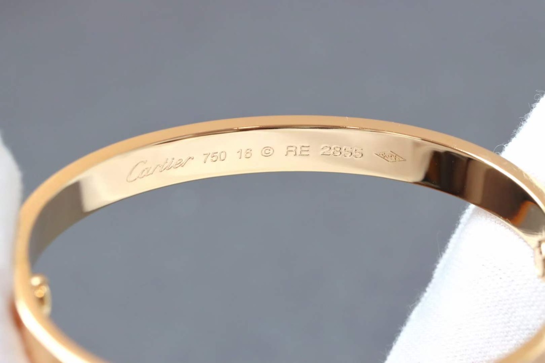 Cartier 卡地亚Cartier 款宽版love 手镯