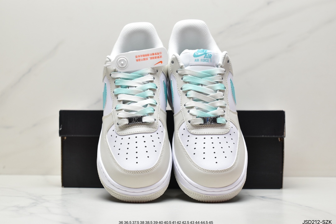 官方同步ID定制 原装版本 Nike Air Force 1 Low '07蓝勾渐变配色 LZ6699-555 官方同步ID定制 原装版本 Nike Air Force 1 Low '07蓝勾渐变配色 LZ6699-555
