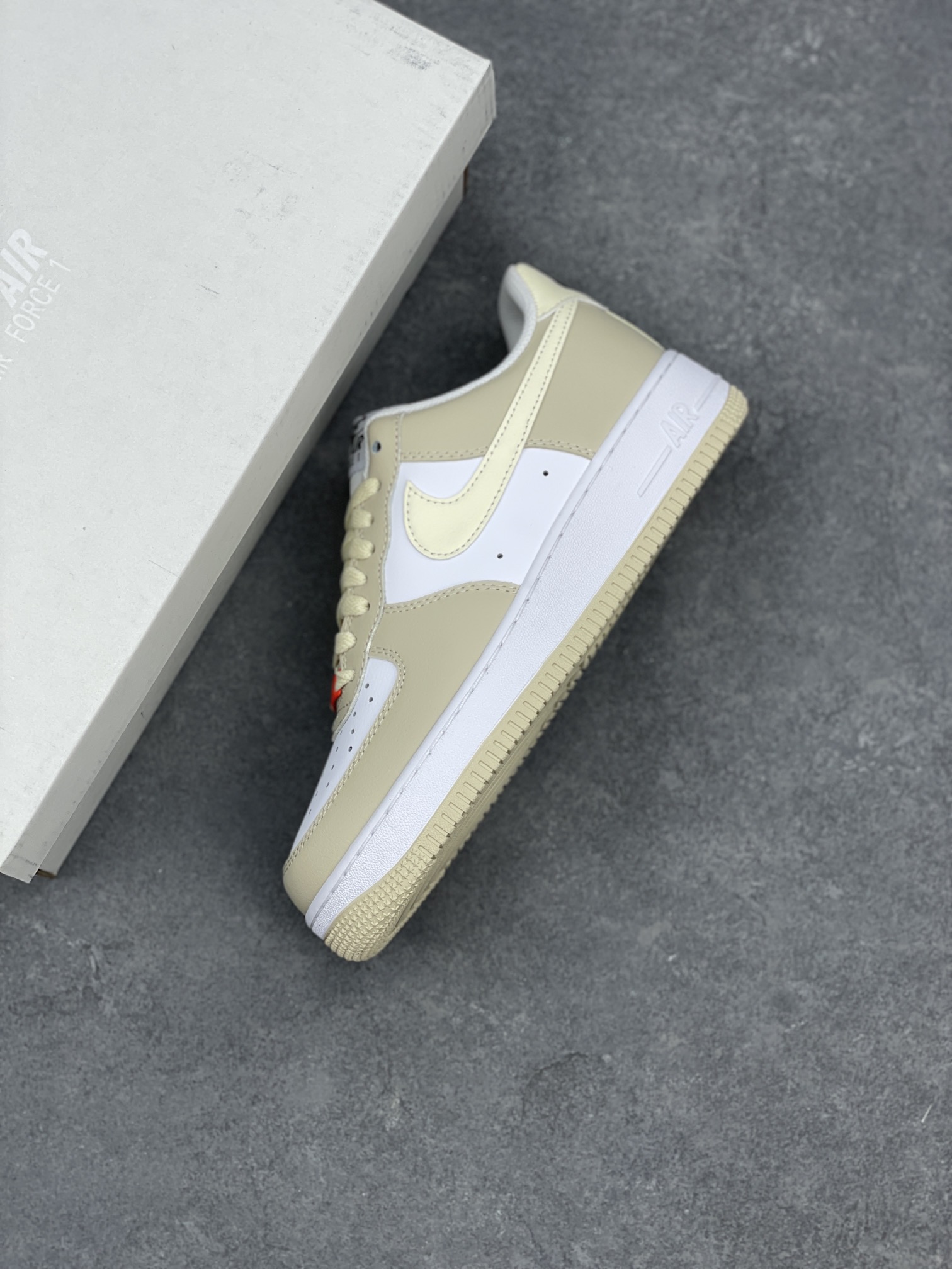 Nike Air Force 1 DZ2771-211: Original Edition with Air Cushioning, Beige/White 8 i1661281963 5056 6