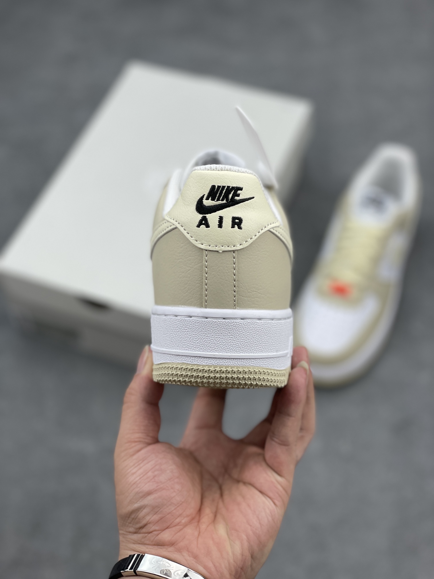 Nike Air Force 1 DZ2771-211: Original Edition with Air Cushioning, Beige/White 5 i1661281963 5131 3