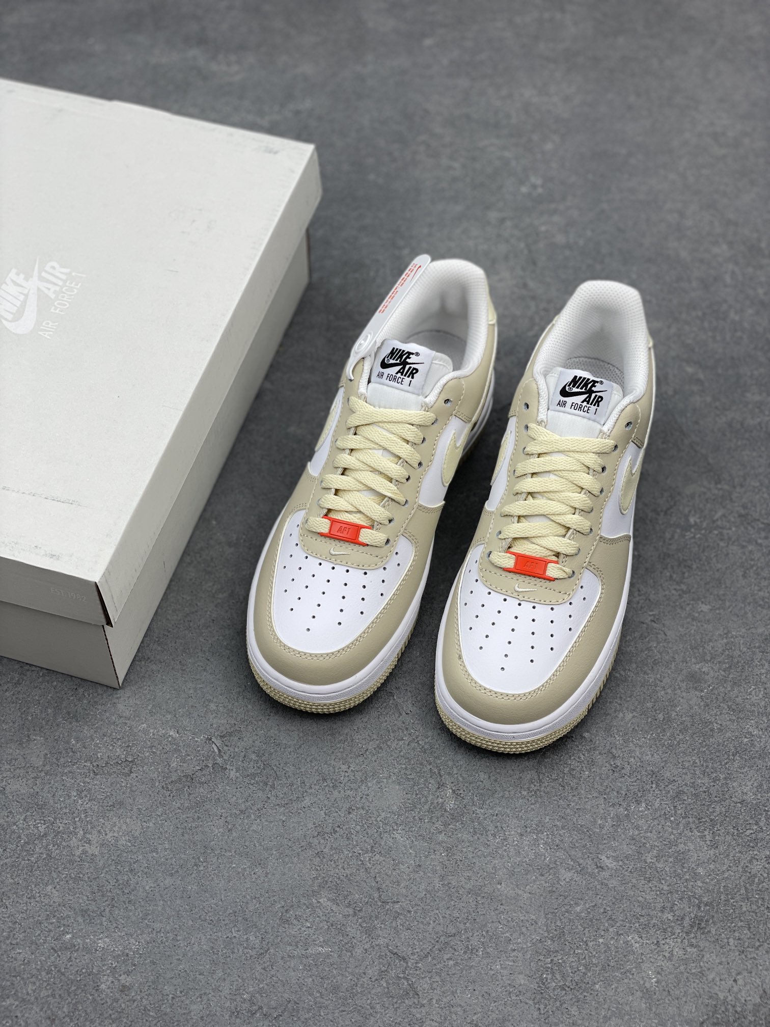 Nike Air Force 1 DZ2771-211: Original Edition with Air Cushioning, Beige/White 9 i1661281963 7930 7
