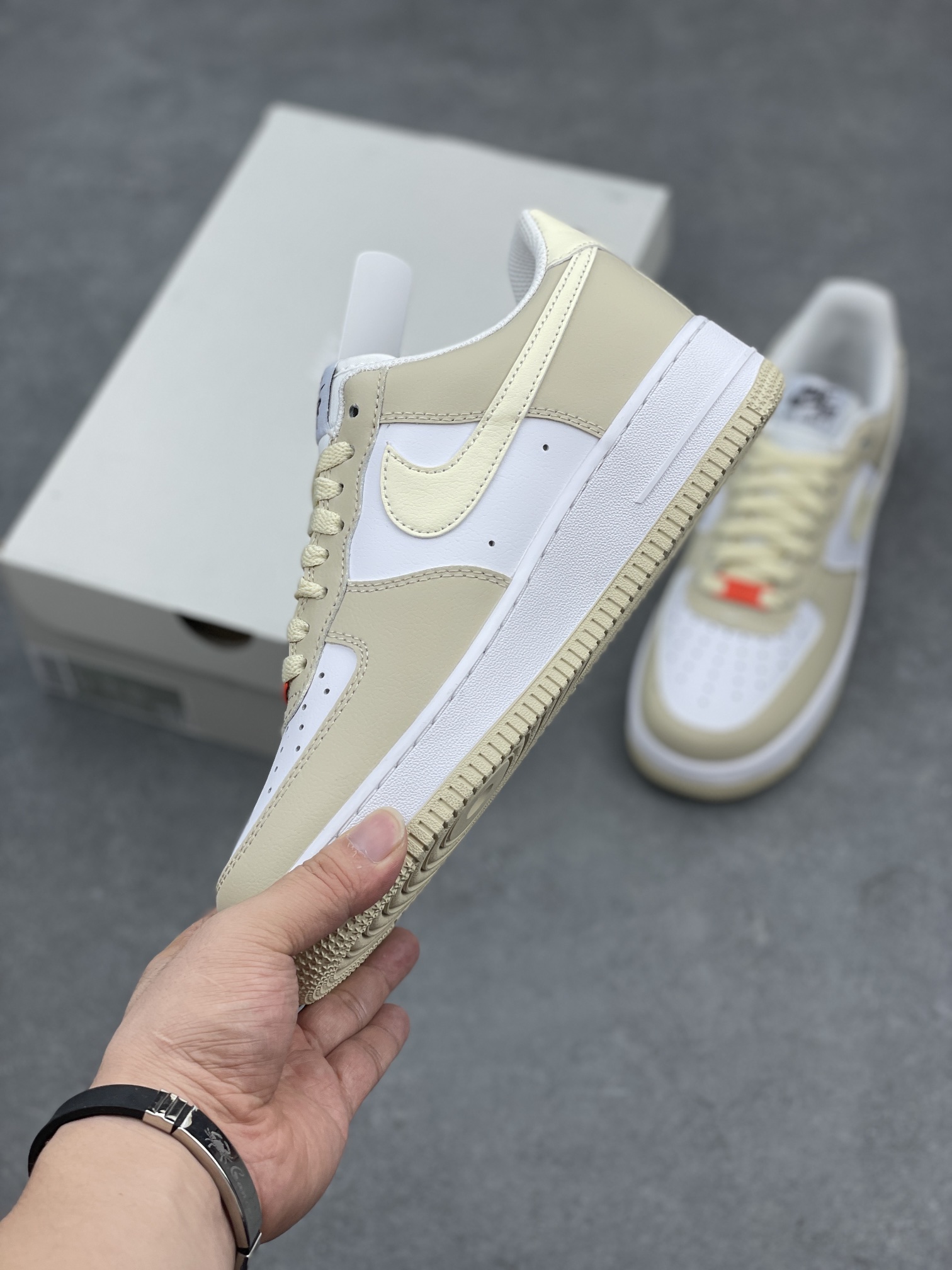 Nike Air Force 1 DZ2771-211: Original Edition with Air Cushioning, Beige/White 4 i1661281963 8861 2