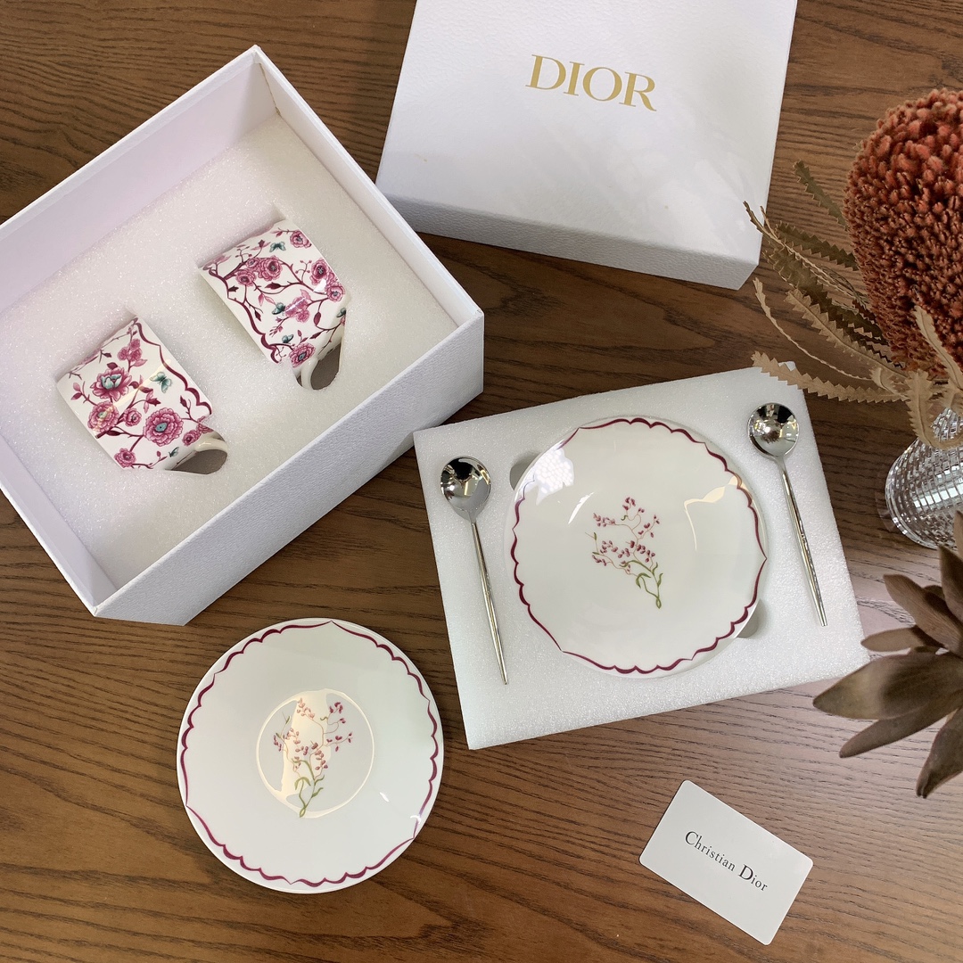 Dior Red Tea/Coffee Set - High Bone China, Exquisite Floral Design, Gift Packaging