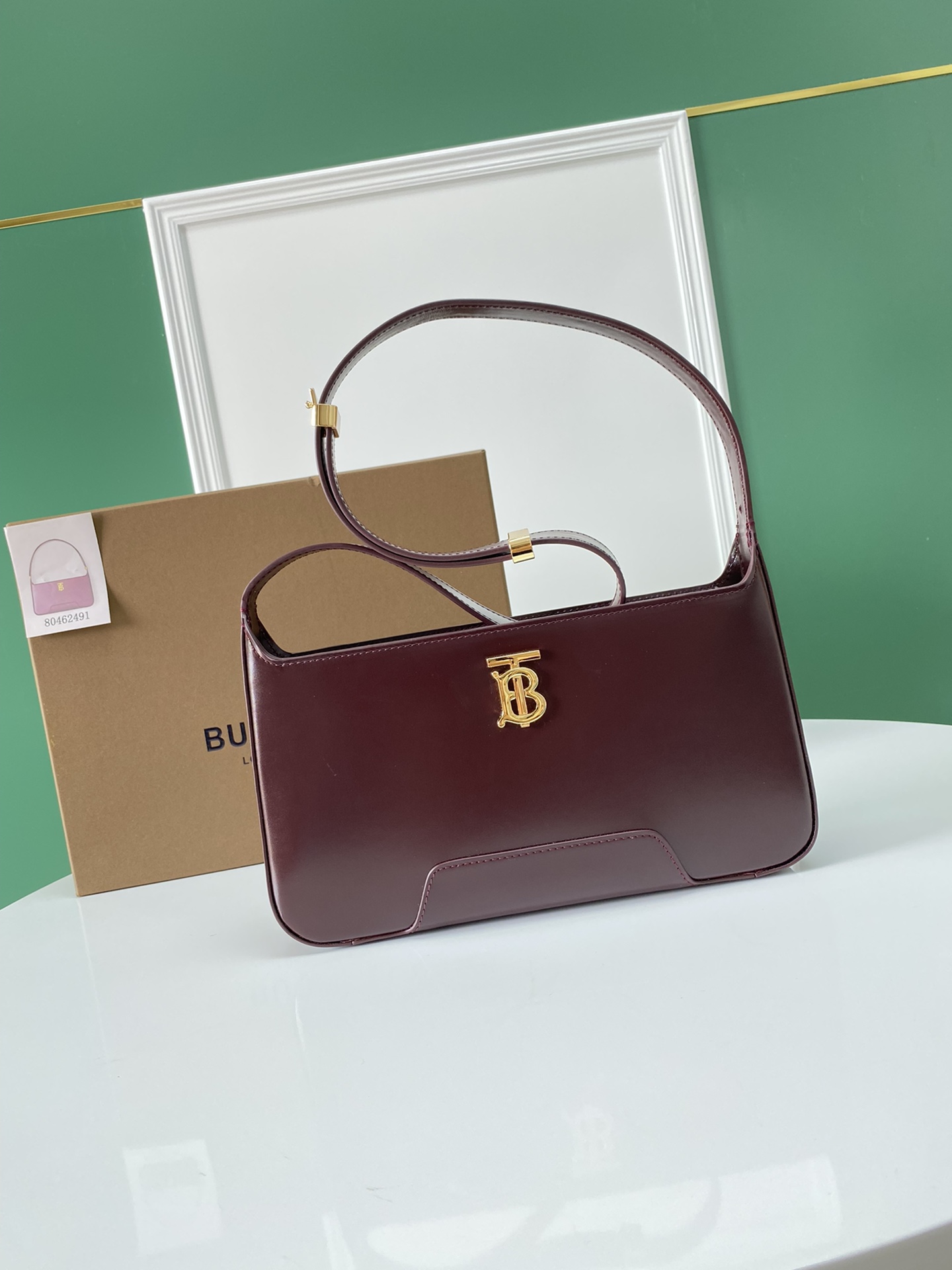 Burberry巴宝莉标志性金属logo肩背包
