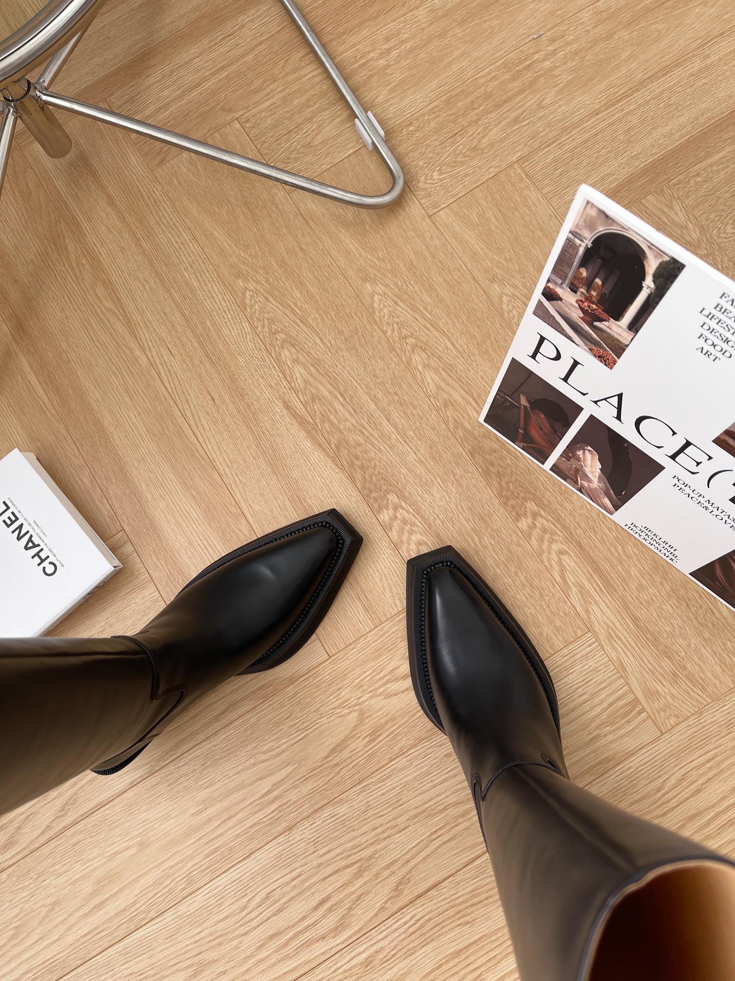 Fashion Profile: Alexander Wang’s Black Cortex Shoes with Line Details - 图片 8