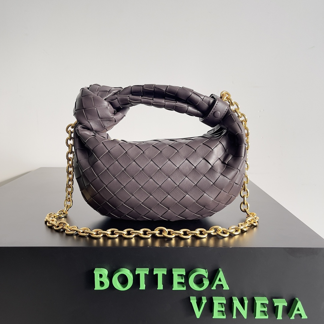 Bottega Veneta BV Jodie Handbags Crossbody & Shoulder Bags Replica Shop
 Sheepskin Fashion Chains