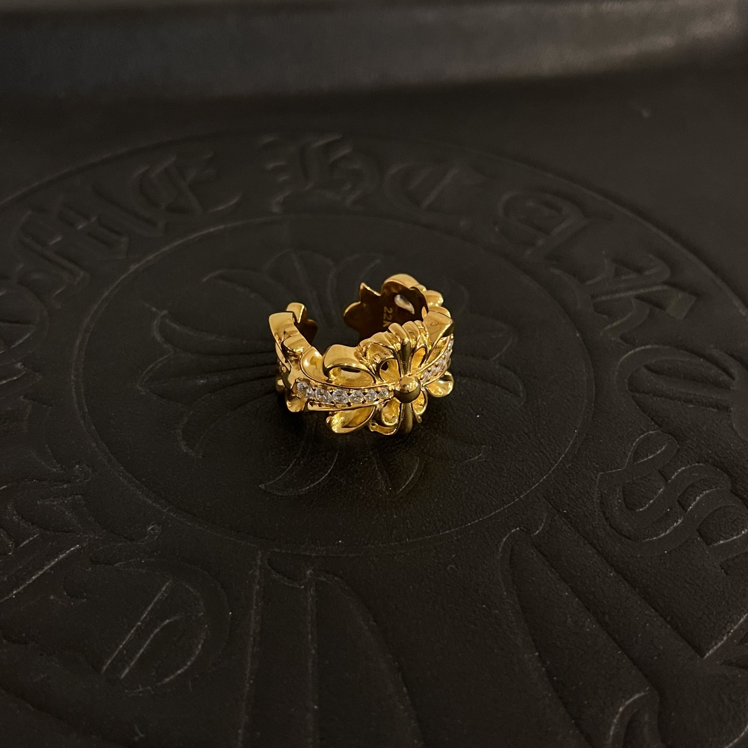 Chrome Hearts 克罗心 22k镀金镶石鸢尾花 6
