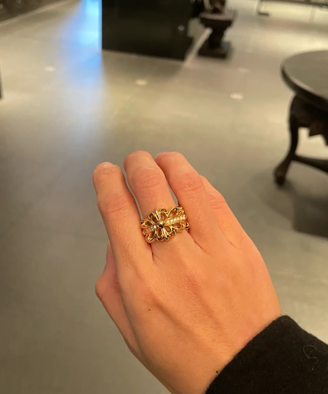 Chrome Hearts 克罗心 22k镀金镶石鸢尾花 9