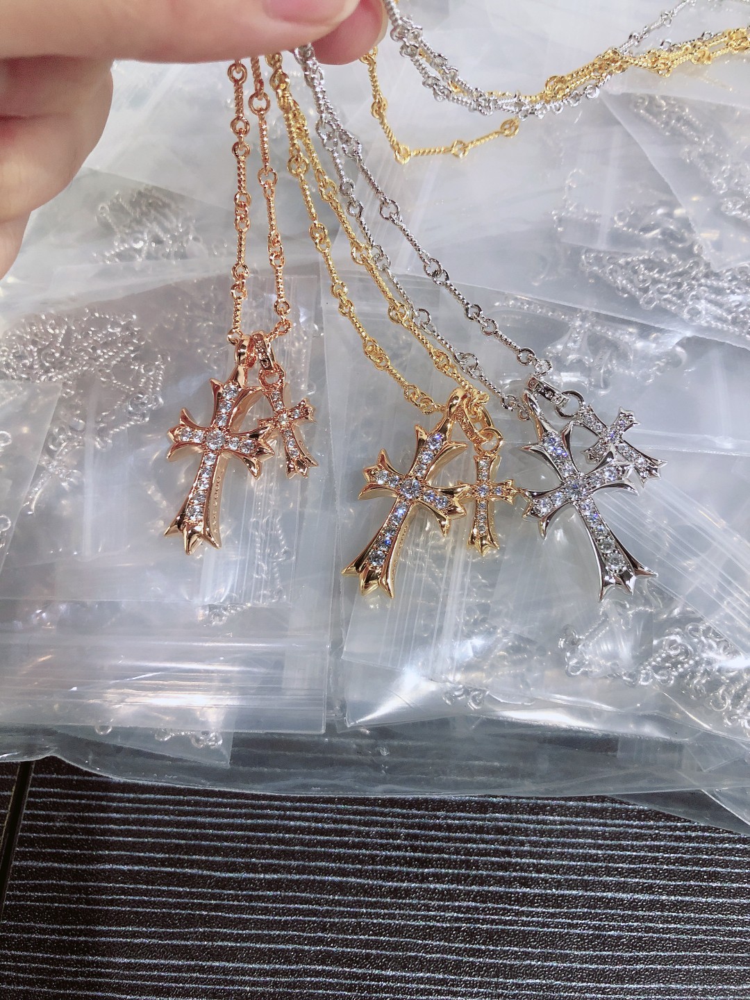 ❤️今日出货❤️
克罗心项链