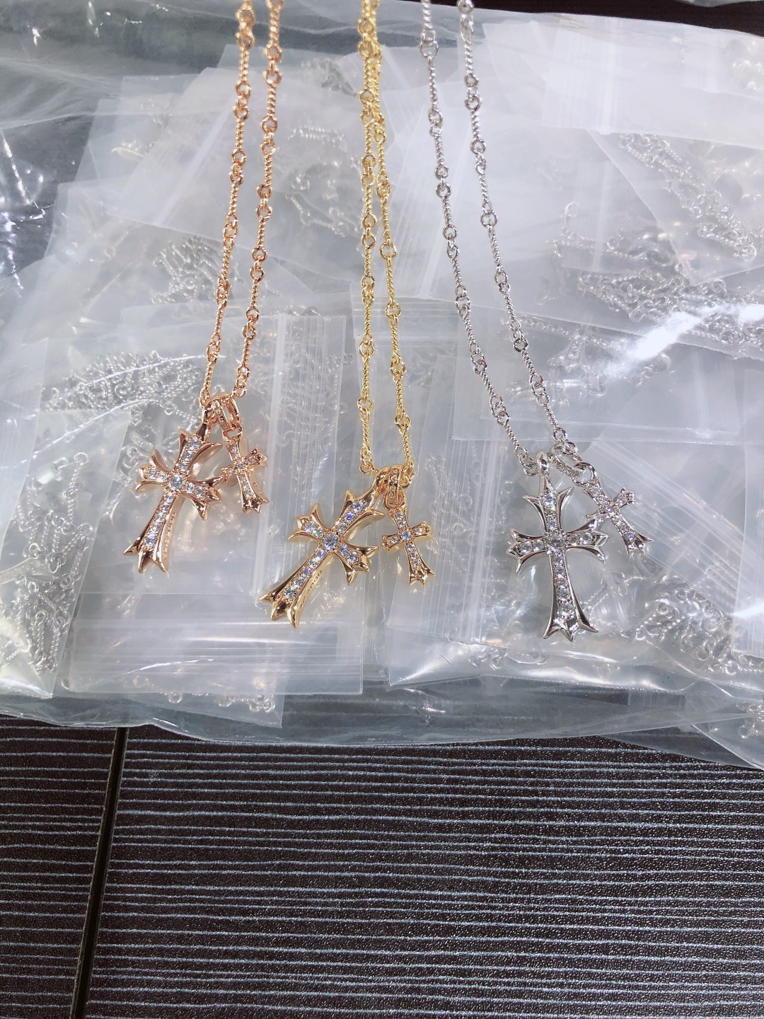 ❤️今日出货❤️
克罗心项链