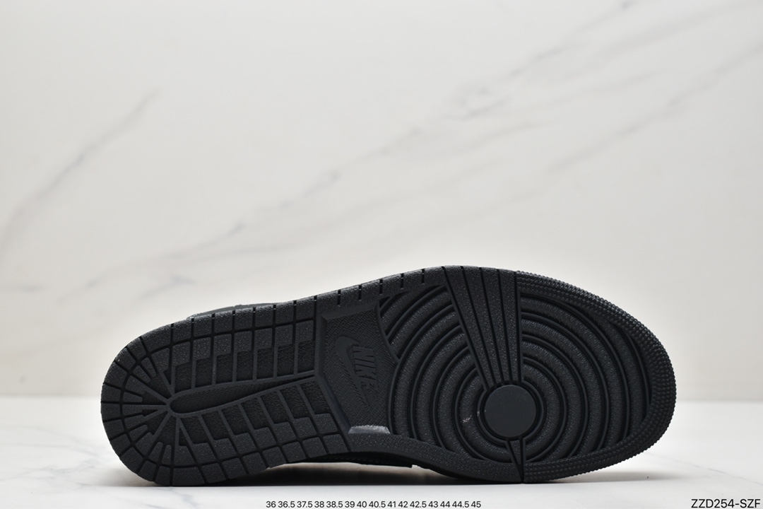 Air Jordan 1 Low OG 全黑倒勾 低帮 DM7866-001 Air Jordan 1 Low OG 全黑倒勾 低帮 DM7866-001