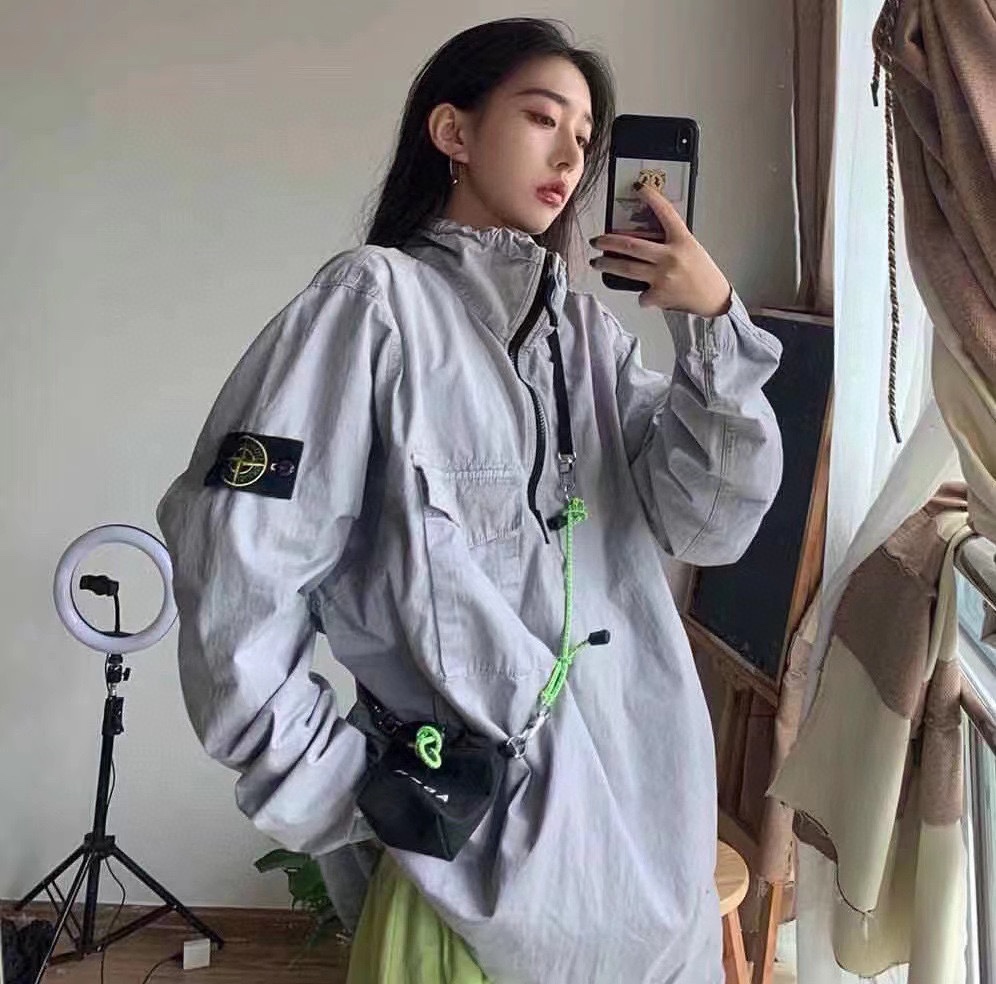 StoneIsIandStone Island oblique zipper jacket coat upper body effect