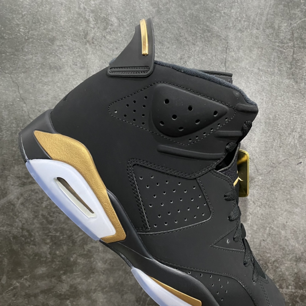 图片[7]-Air Jordan 6 Retro AJ6 黑金 外贸纯原版 目前市面最优版本 原楦原纸板开发 采购原厂皮料 原厂定型 后跟完美效果 到手可放心比对发售原鞋 上脚百分百充当正品驾驭 真正原装公司级完美鞋型 一切细节实拍所见所得！纸板中底、钢印 完美版型 一应俱全外贸专供 发国外寄售可稳妥充正操作 货号：CT4954-007 尺码：40 40.5 41 42 42.5 43 44 44.5 45 46 47.5-选品中心
