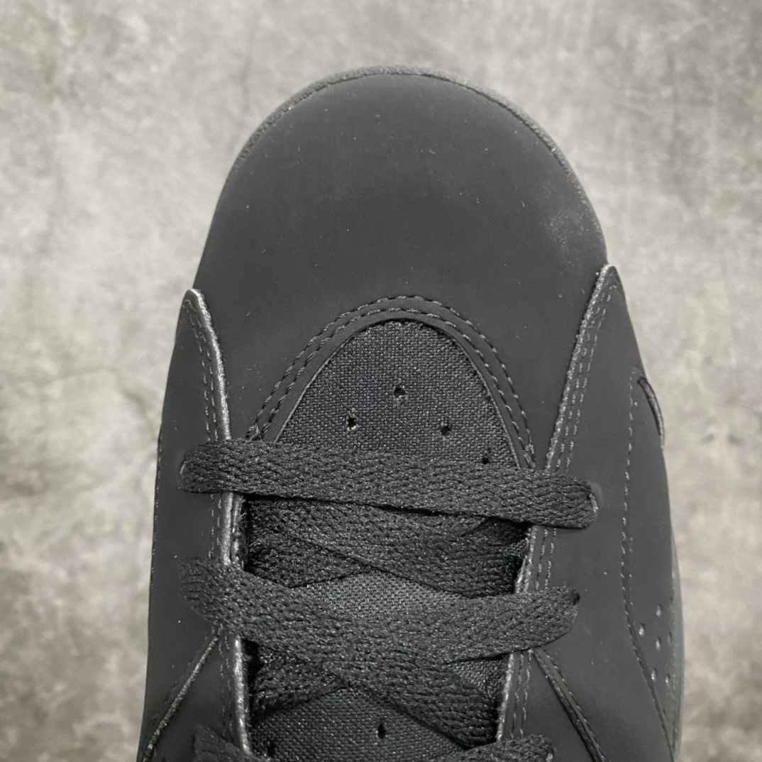 图片[5]-Air Jordan 6 Retro AJ6 黑金 外贸纯原版 目前市面最优版本 原楦原纸板开发 采购原厂皮料 原厂定型 后跟完美效果 到手可放心比对发售原鞋 上脚百分百充当正品驾驭 真正原装公司级完美鞋型 一切细节实拍所见所得！纸板中底、钢印 完美版型 一应俱全外贸专供 发国外寄售可稳妥充正操作 货号：CT4954-007 尺码：40 40.5 41 42 42.5 43 44 44.5 45 46 47.5-选品中心