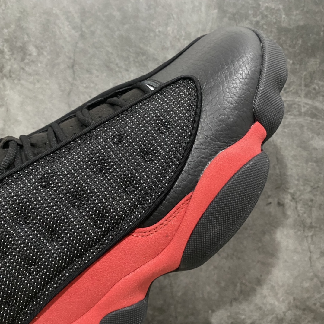 图片[6]-顶级莞产纯原 Air Jordan AJ13 黑红 货号：414571-004 东莞大厂纯原出品 原鞋开发 原厂猫眼👀 版型近乎零偏差 采购原厂皮料 LOGO五金部件高价开发私模 杜绝一眼假版本 #原鞋1：1开模大底共3层贴合工艺 三层中间加入海玻璃缓震鞋垫 大底采用进口一次MD而非市面二次MD低价原料成型 进口MD材料异味较少比原鞋还少 市面异味大刺鼻 尺码：40.5 41 42 42.5 43 44 44.5 45 46 47.5。-选品中心