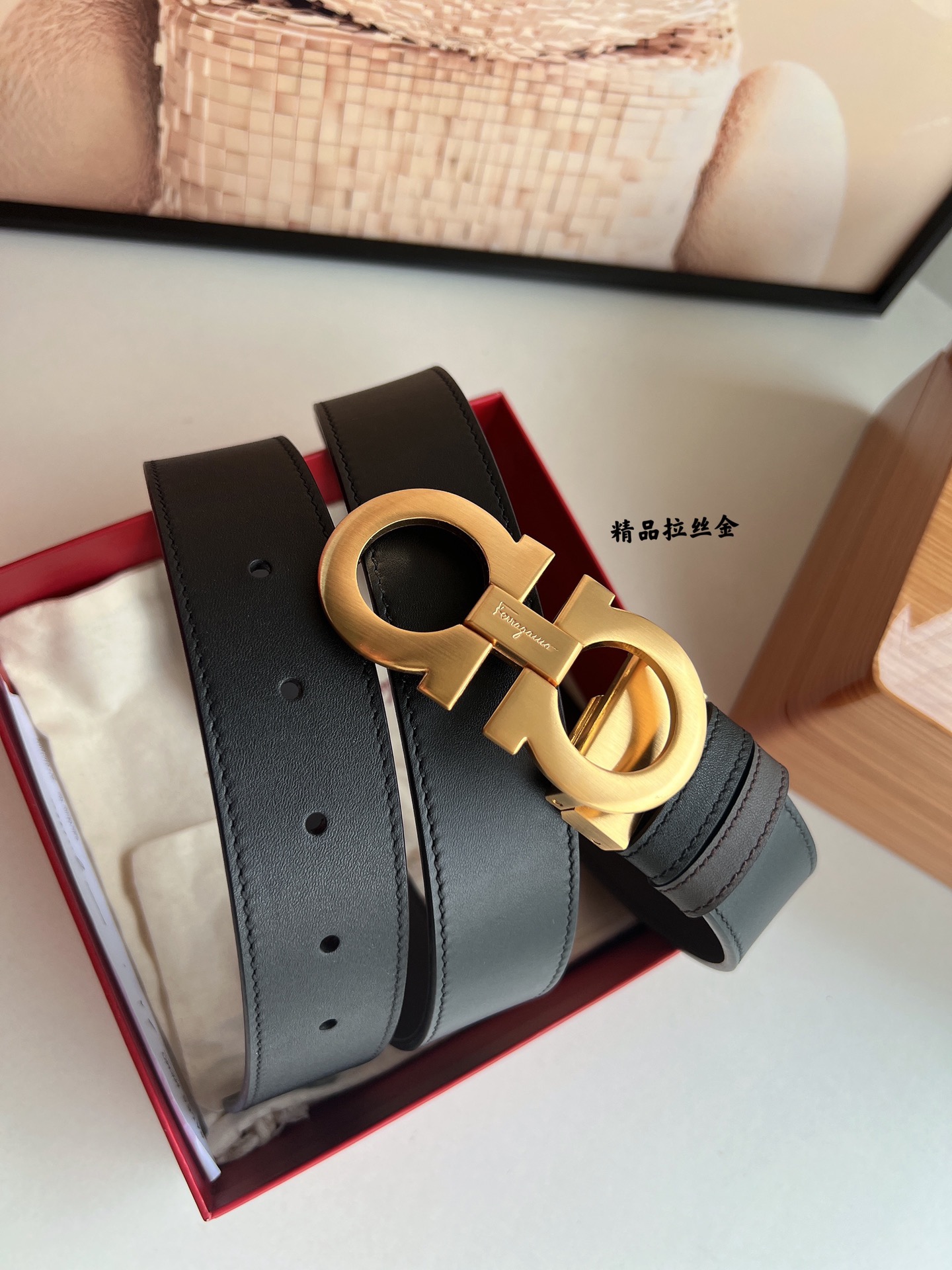 Ferragamo菲拉格慕   发财8字扣腰带3.5厘米