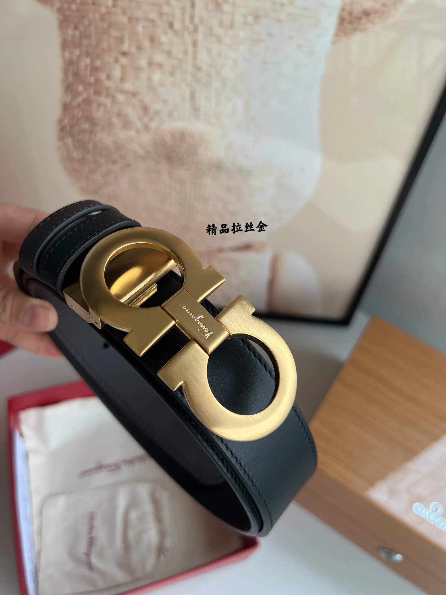 Ferragamo菲拉格慕   发财8字扣腰带3.5厘米