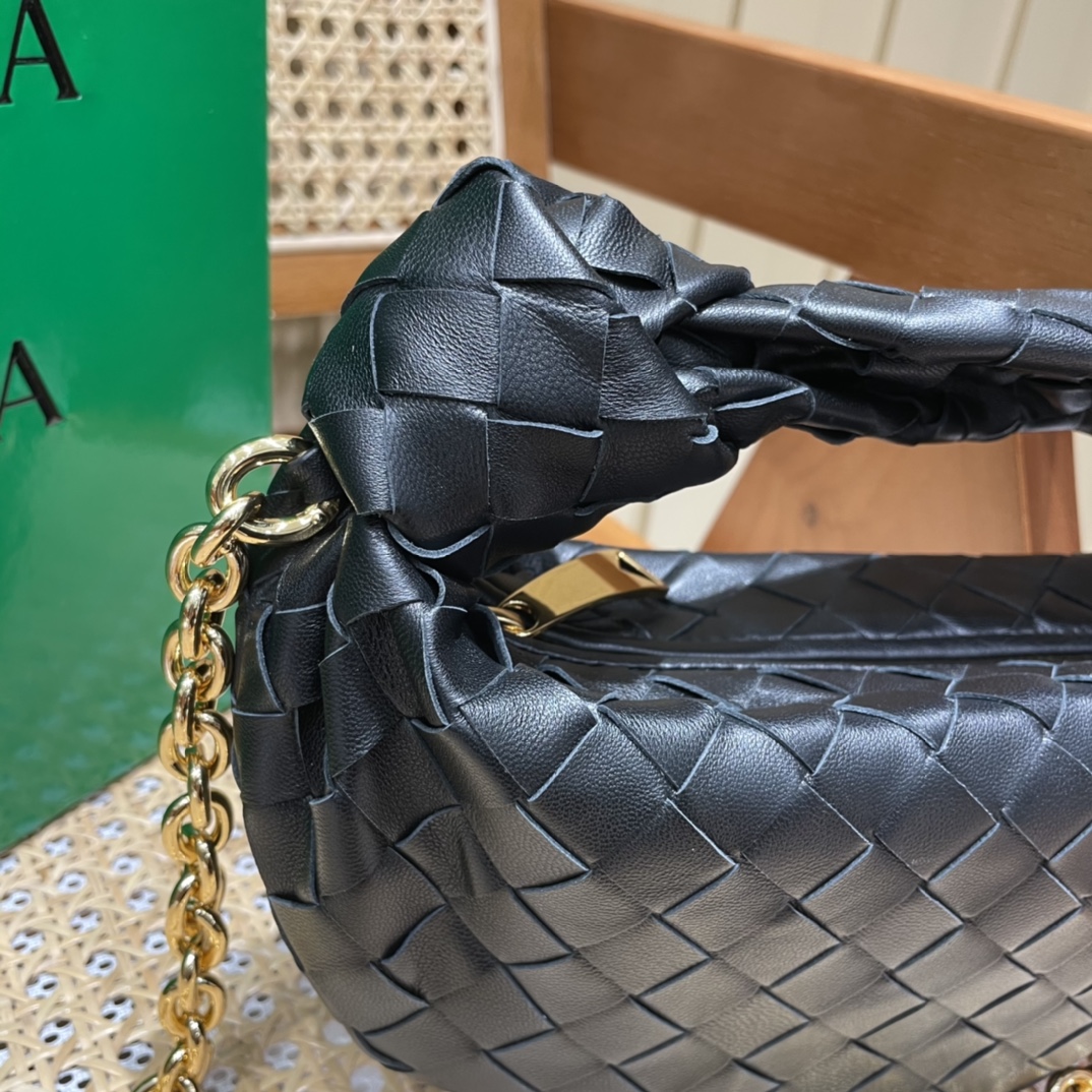Bottega Veneta MINI CHAIN JODIE 28CM BAG 709562黑色
