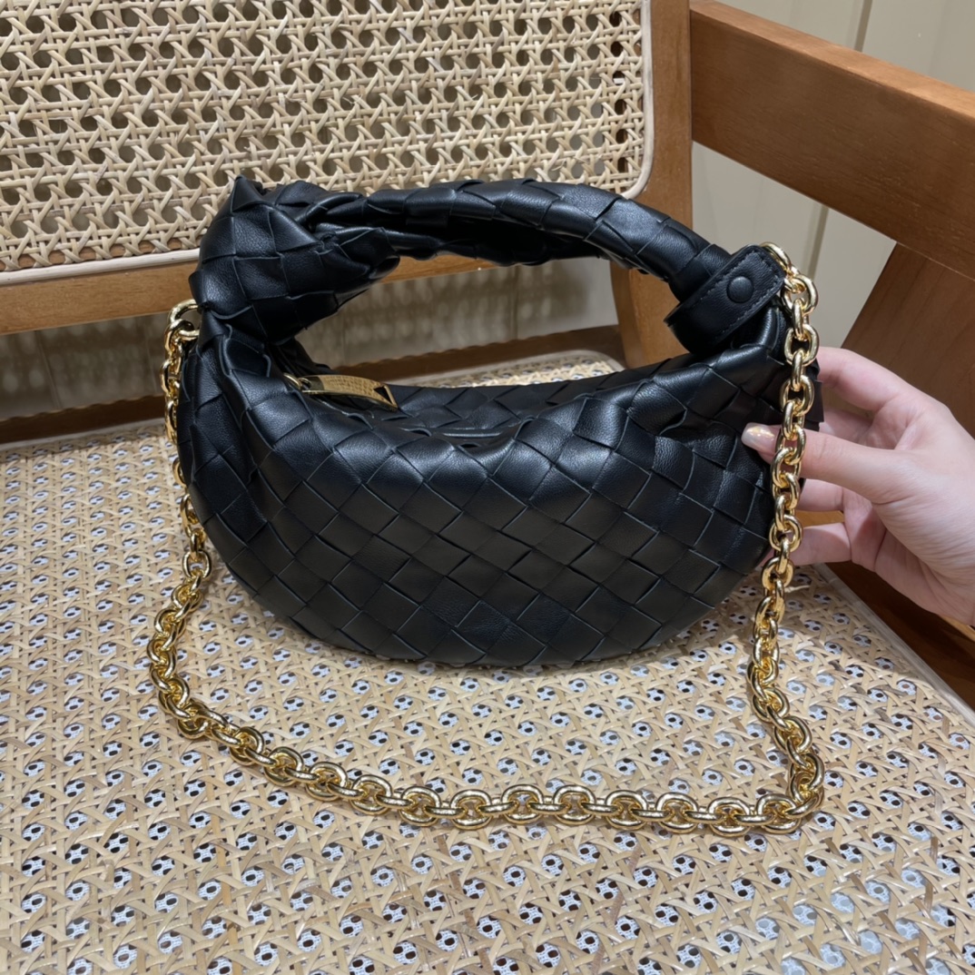 Bottega Veneta MINI CHAIN JODIE 28CM BAG 709562黑色