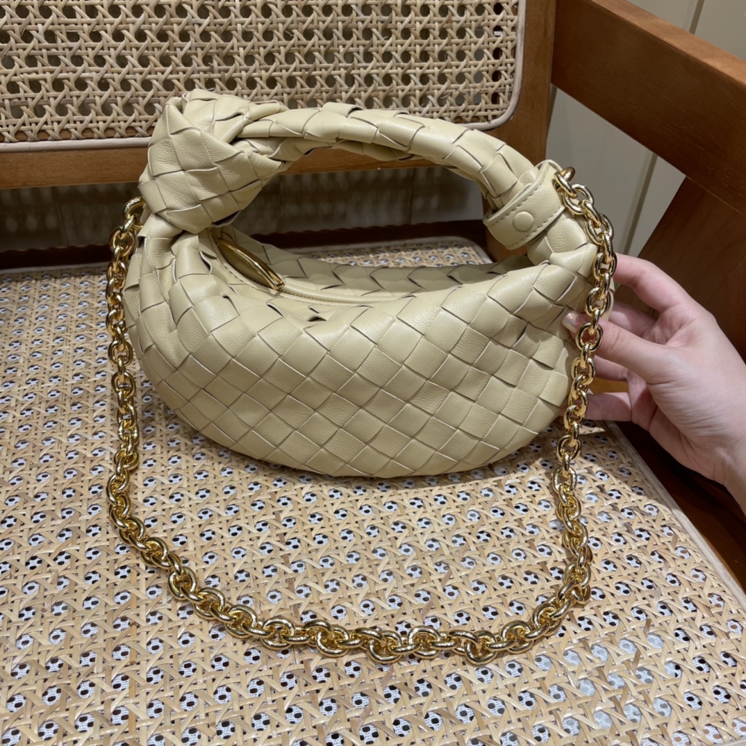 Bottega Veneta MINI CHAIN JODIE 28CM BAG 709562燕麦色