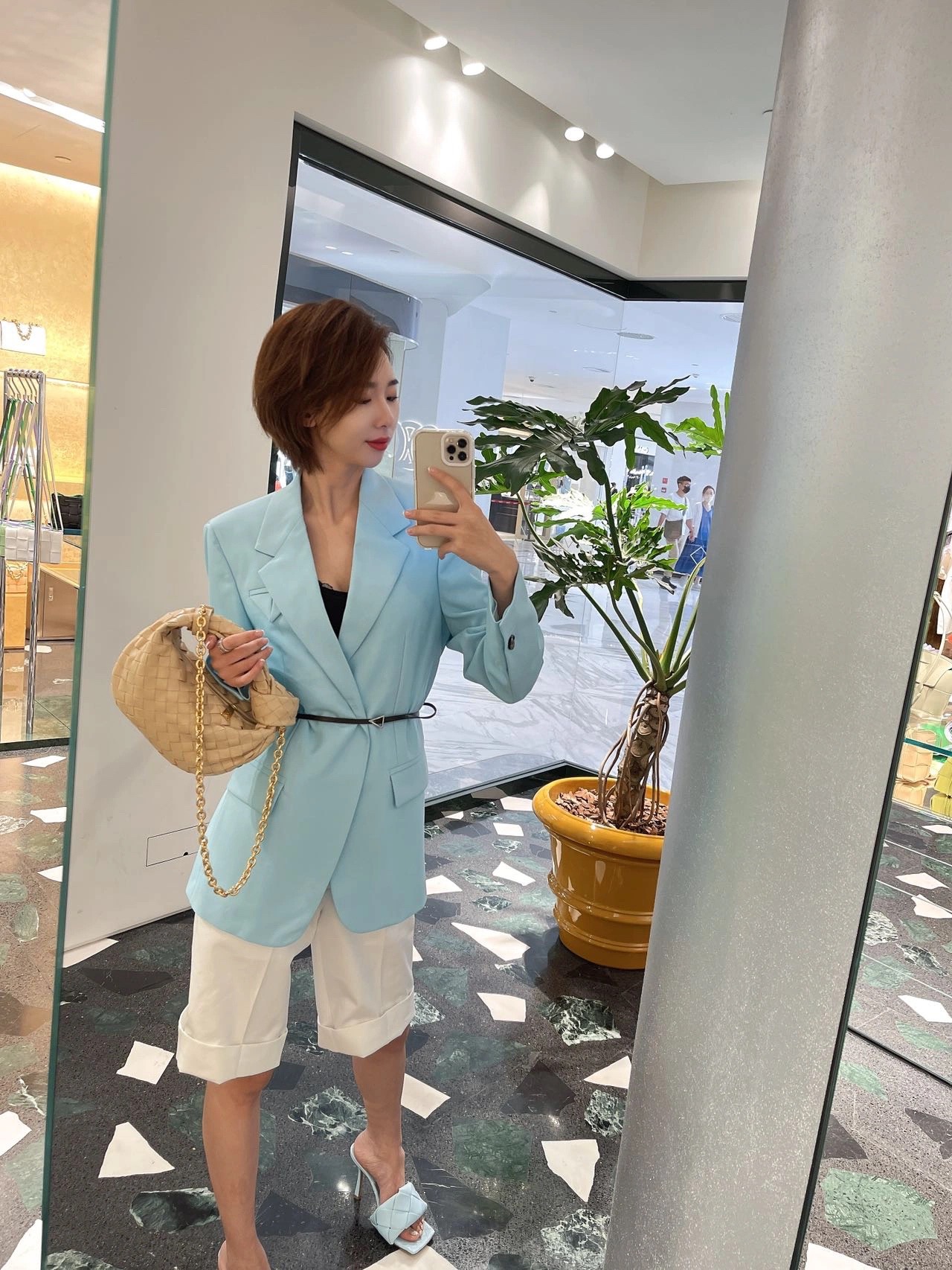 Bottega Veneta MINI CHAIN JODIE 28CM BAG 709562燕麦色