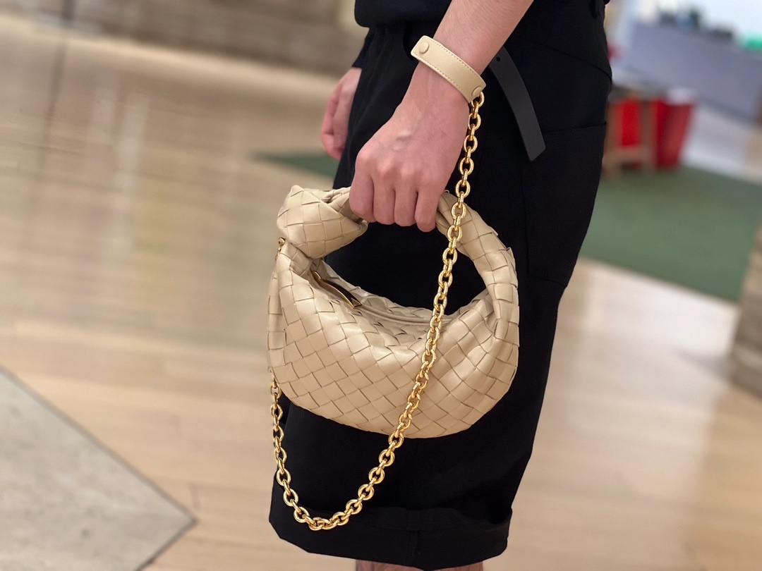 Bottega Veneta MINI CHAIN JODIE 28CM BAG 709562燕麦色